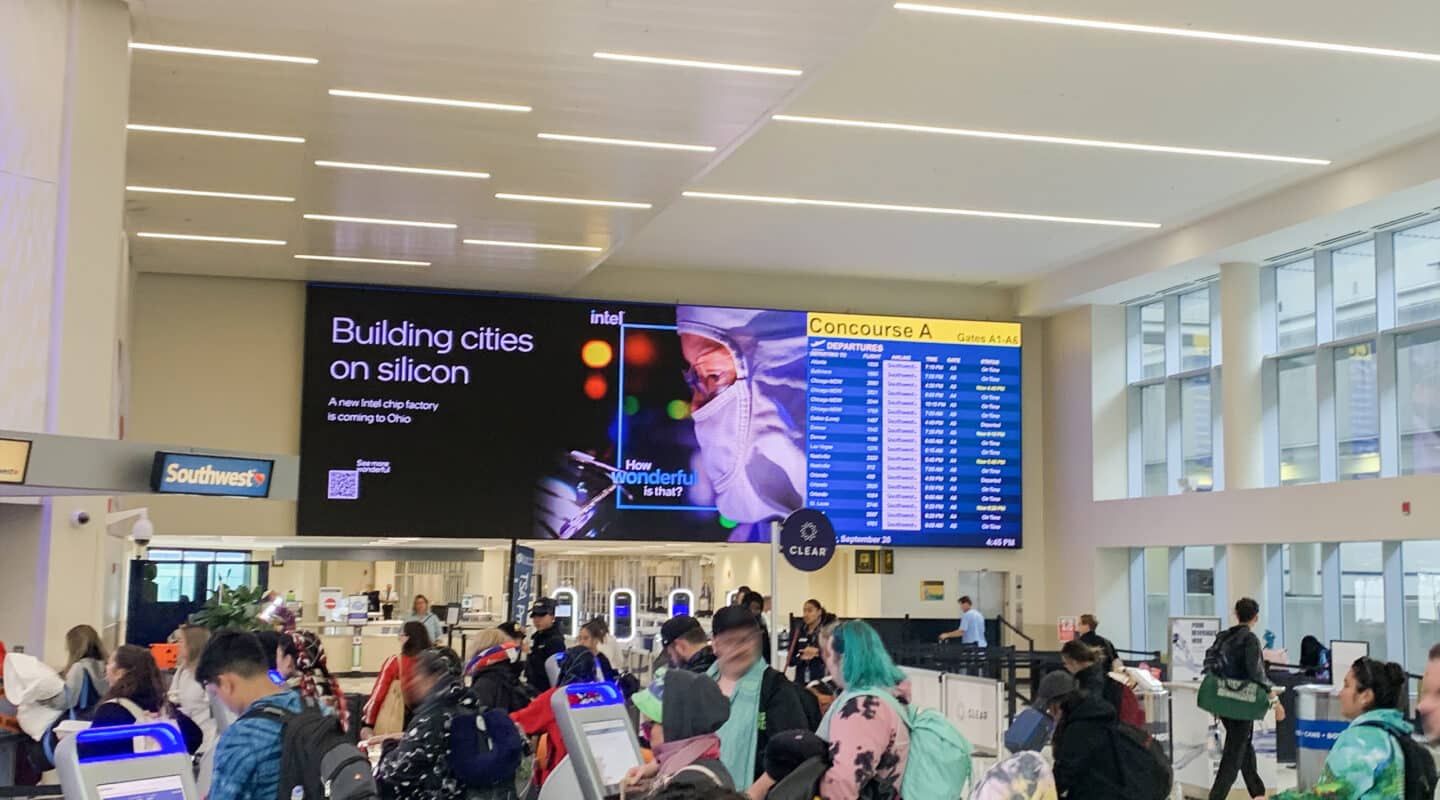 Clear Channel Outdoor video wall 