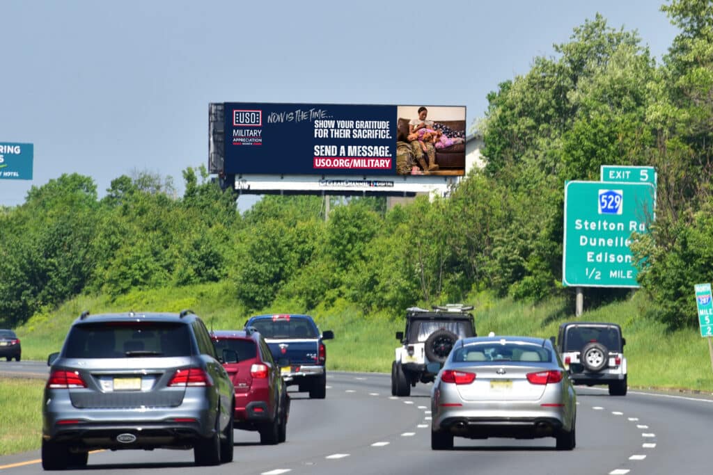 USO, Clear Channel Outdoor Nationwide Digital Billboard