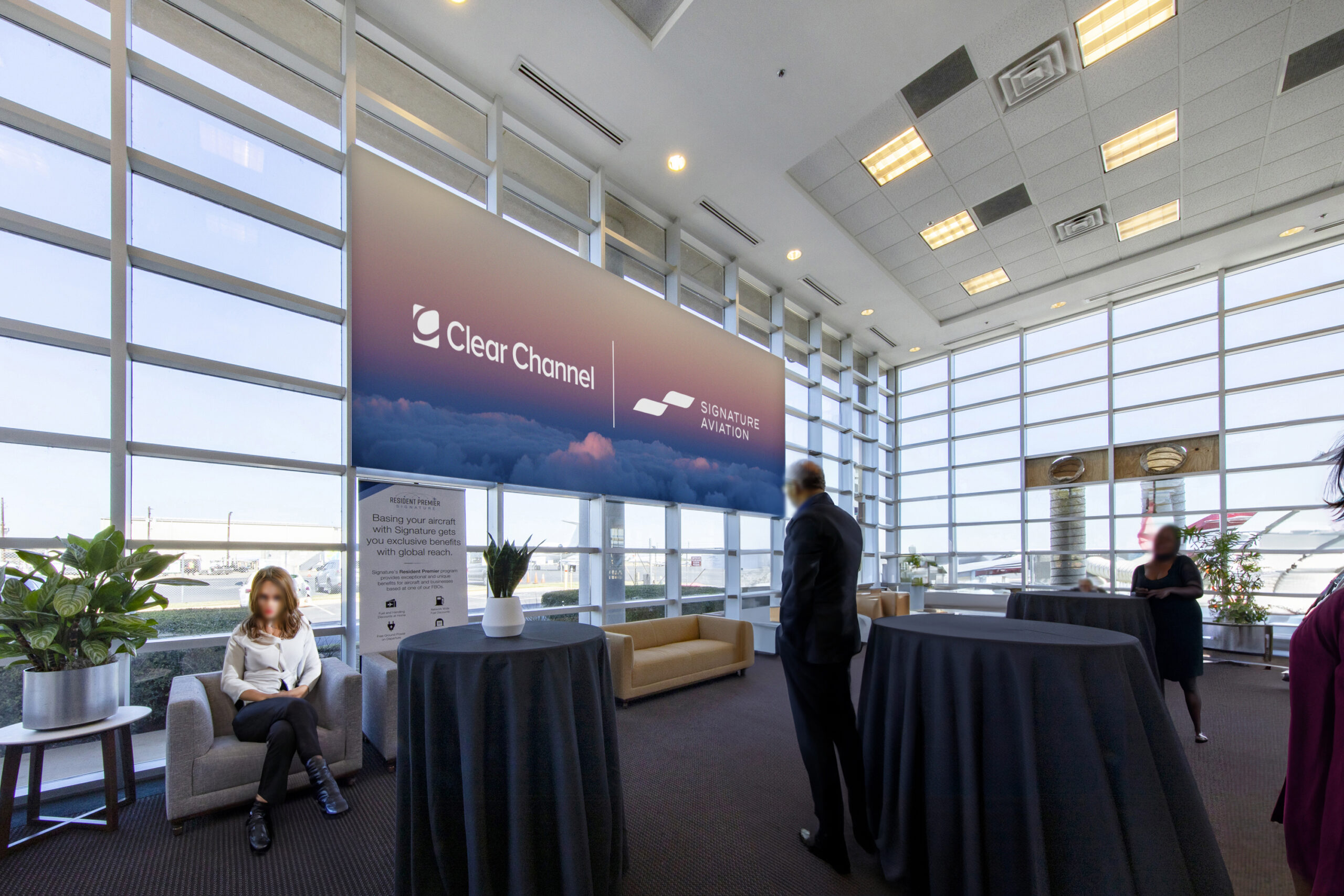 Clear Channel Outdoor Continues to Revolutionize Advertising Across 100+ Signature Aviation Private Terminals in the U.S.