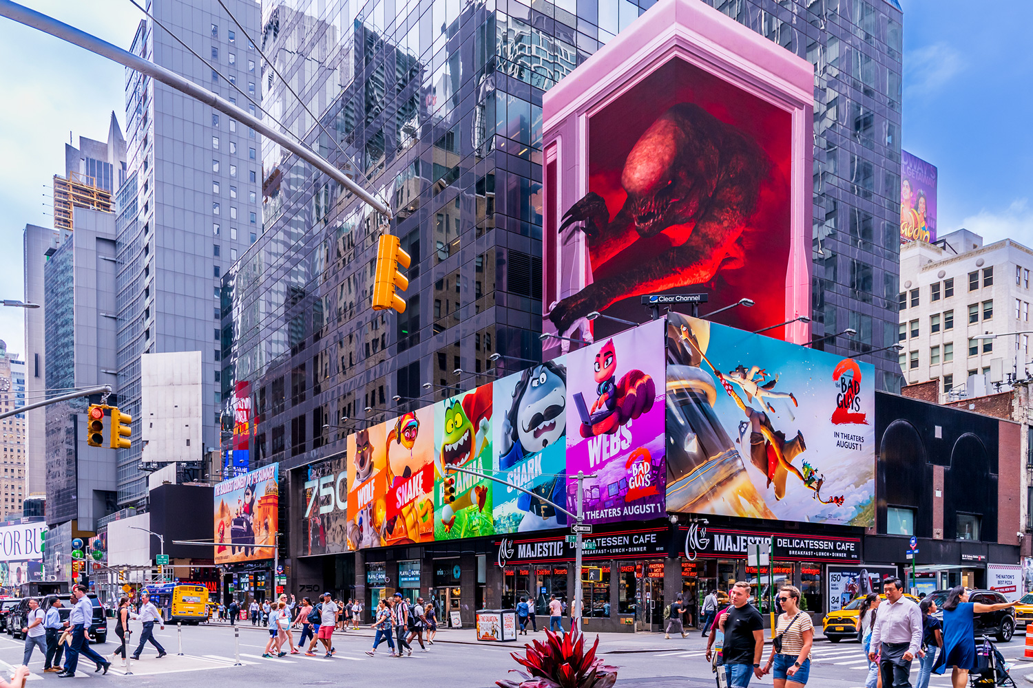 NYC SP Universal Picture corner 3D alien
