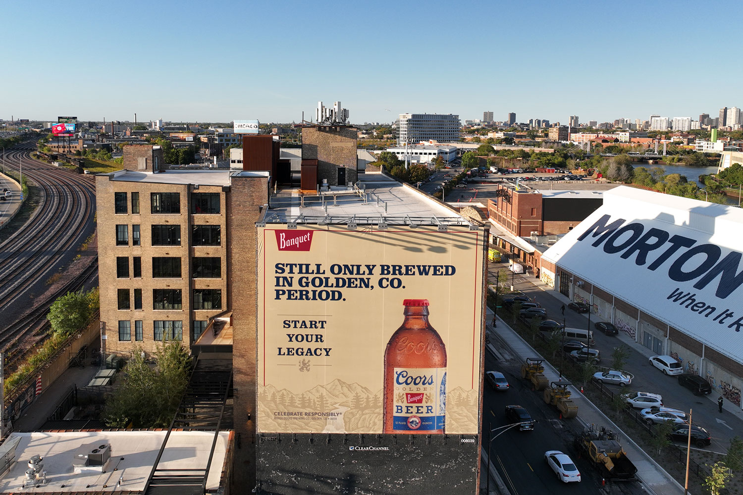 Miller / Coors Bollboard